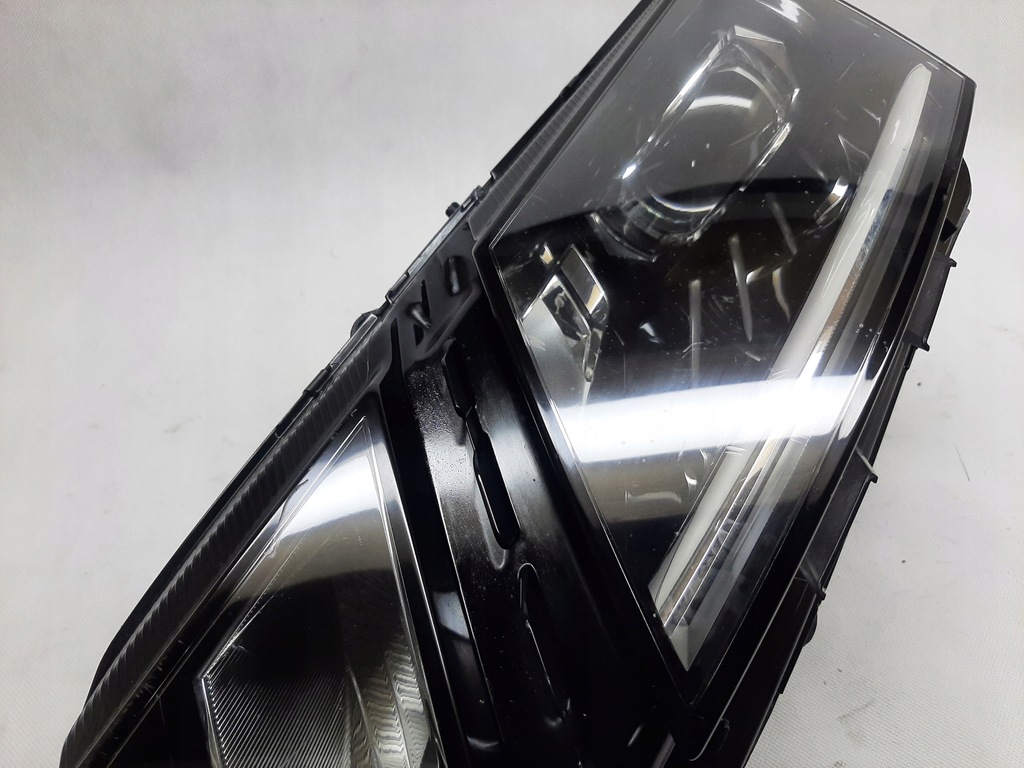 фото №4, Skoda оригинальный номер 5e1941015d лампа передняя l