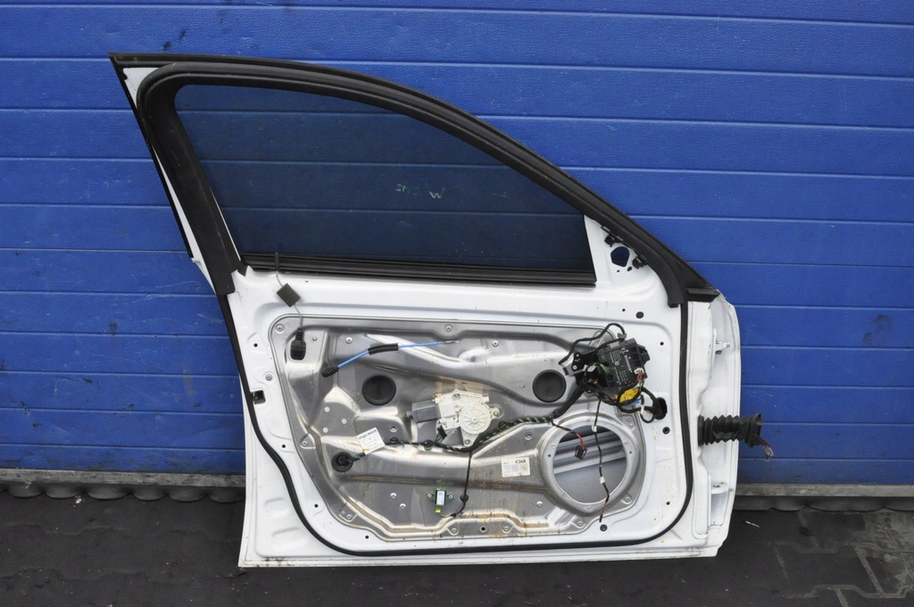 фото №14, Mercedes e w212 дверь левый перед передние lift