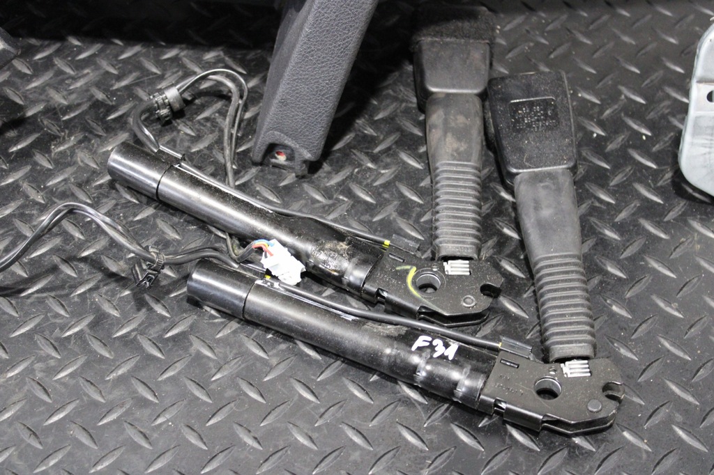 фото №6, Приборная панель консоль подушка безопасности подушки безопасности bmw 3 f30 f31 lift