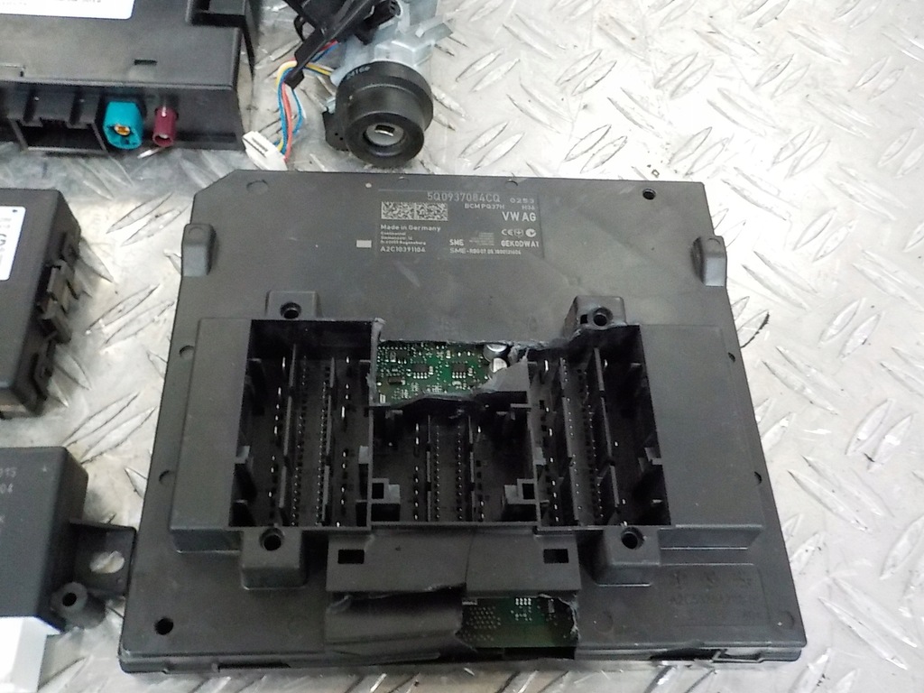 фото №13, Vw crafter ii man 18-20 бортовий комп'ютер набір