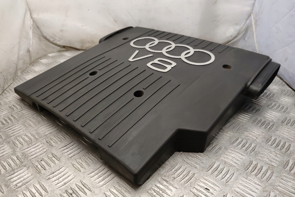 фото №7, Верхний защита двигателя audi a6 4a, c4 077133837b 4.2l бензиновый 213kw 1996