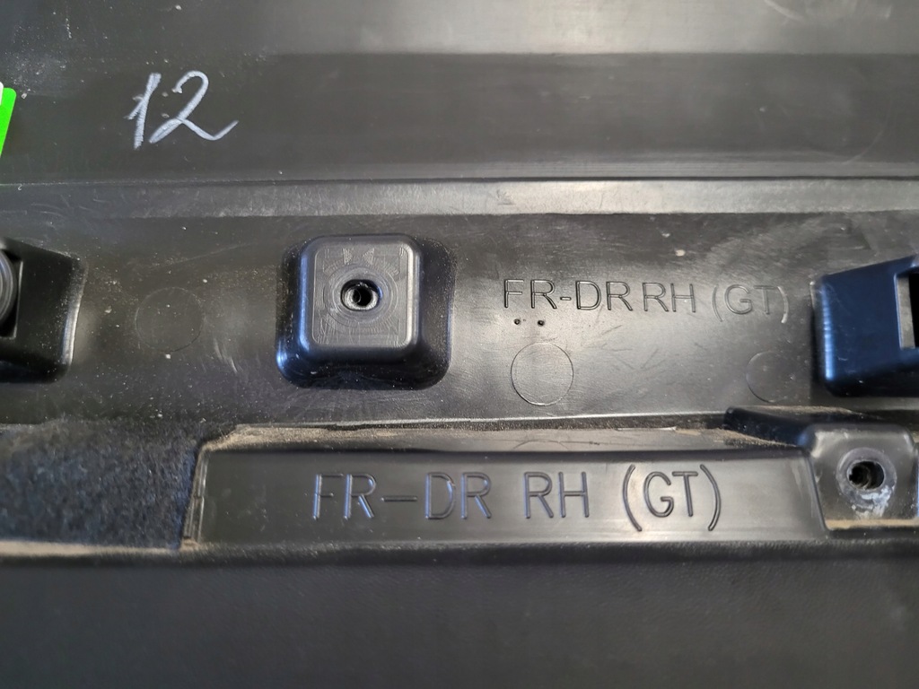 фото №11, Kia sportage v 5 gt молдинг двері правий перед права