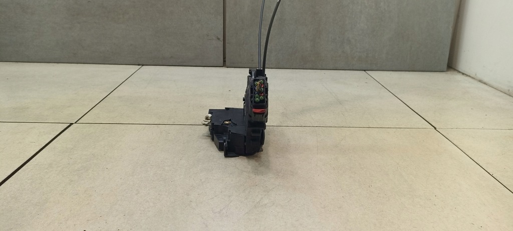 фото №7, Замок двері правий перед mazda 3 5d 1.6 a00345d