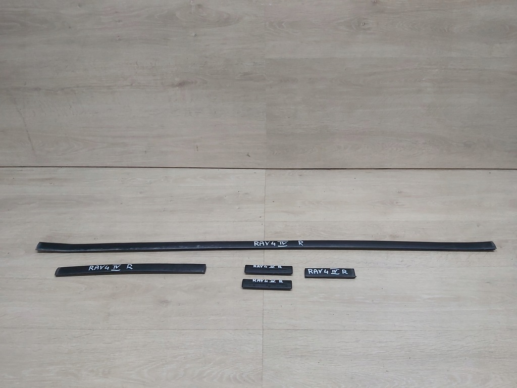 фото №1, Toyota rav4 iv 2013-2018r молдинг кровельная правая прокладка крыша