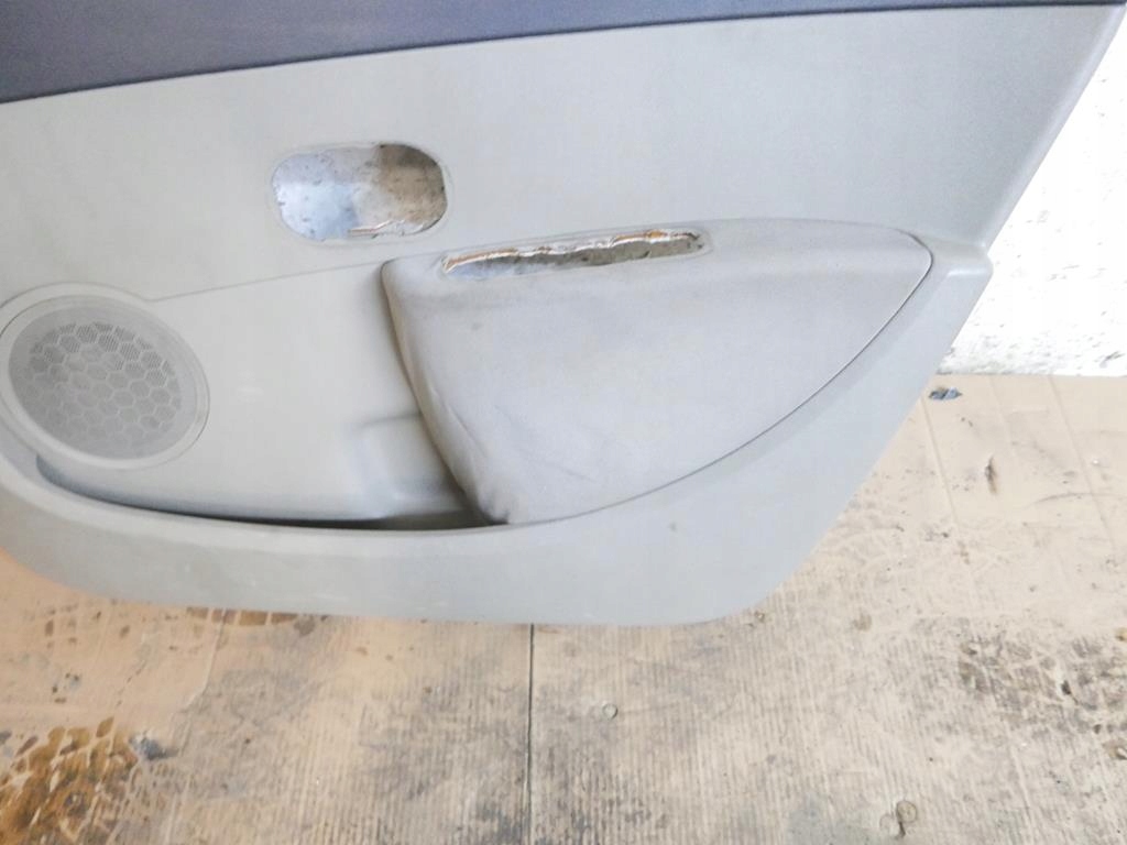 фото №7, Обивка обшивка правый перед renault clio iii phi