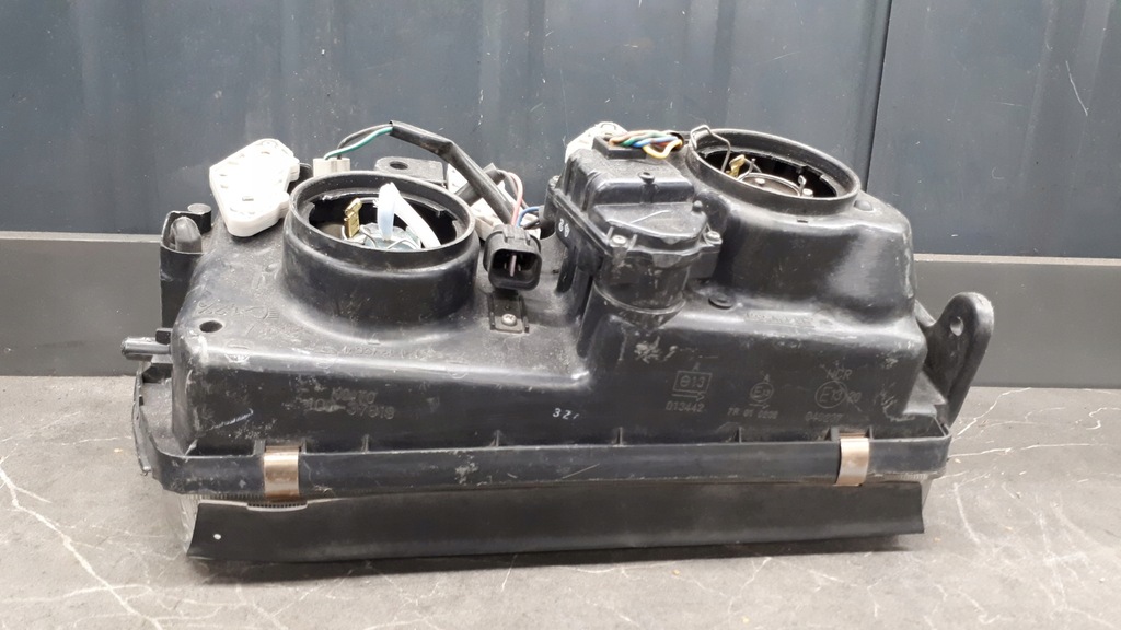 фото №16, 100-37619 фара левый mitsubishi delica l300 koito