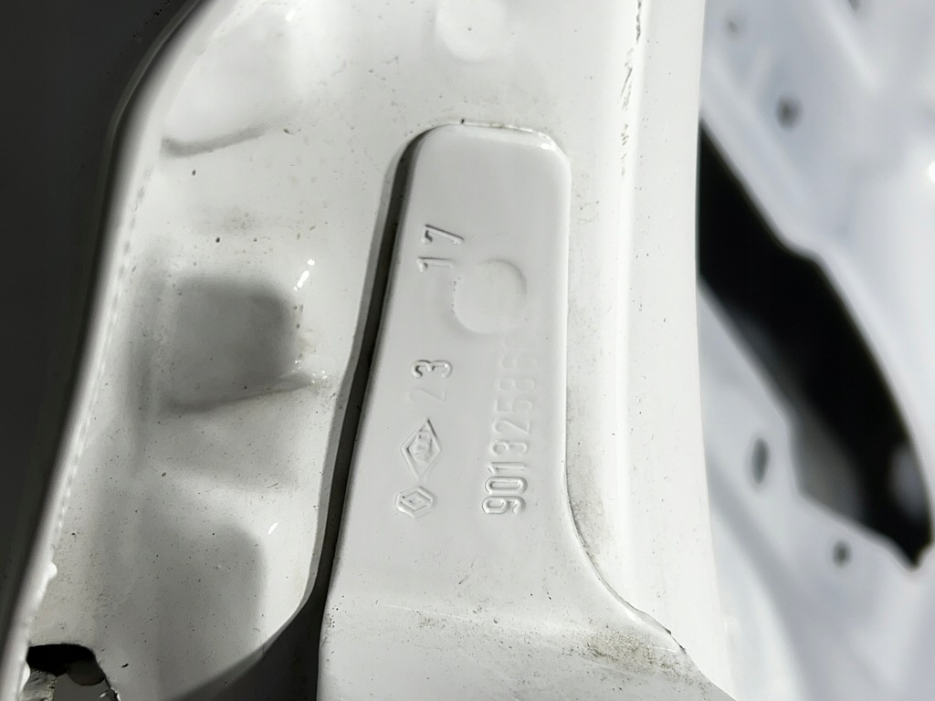 фото №10, Крышка багажника багажника renault clio iv kombi eu