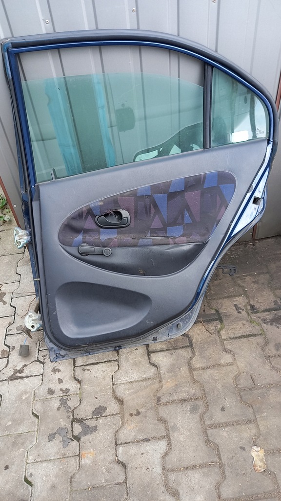 фото №13, Двері праве задня mitsubishi carisma hb 97r