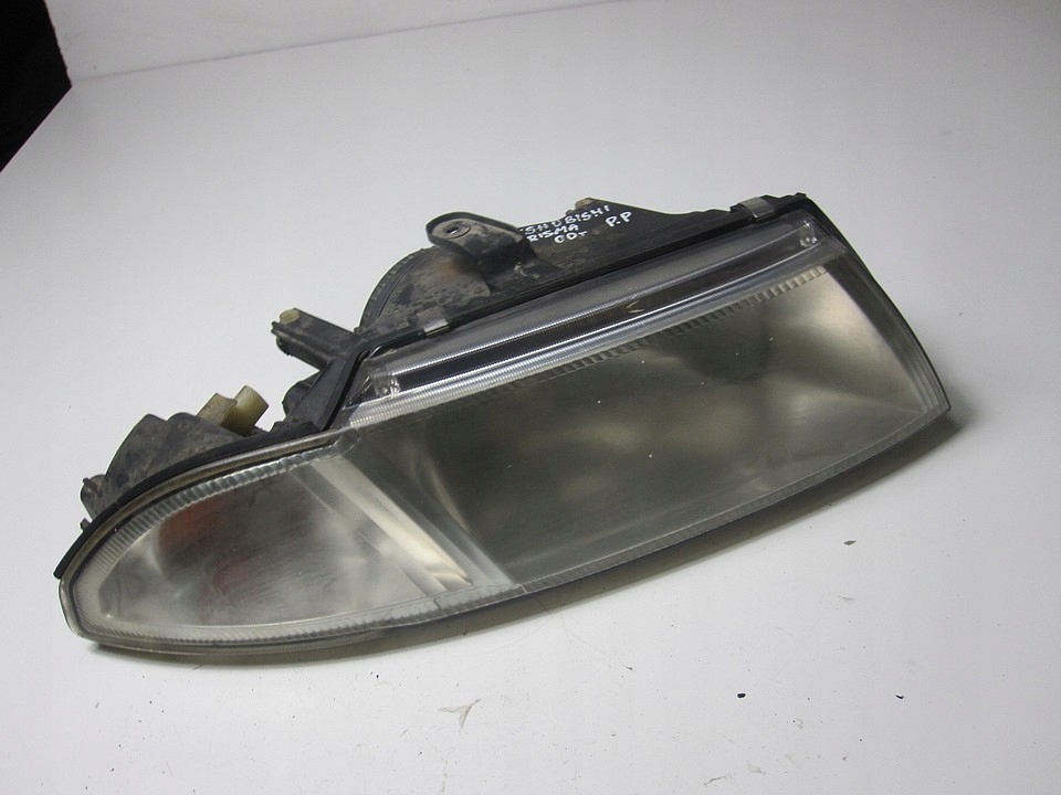 фото №1, Лампа передняя правая mitsubishi carisma 00r