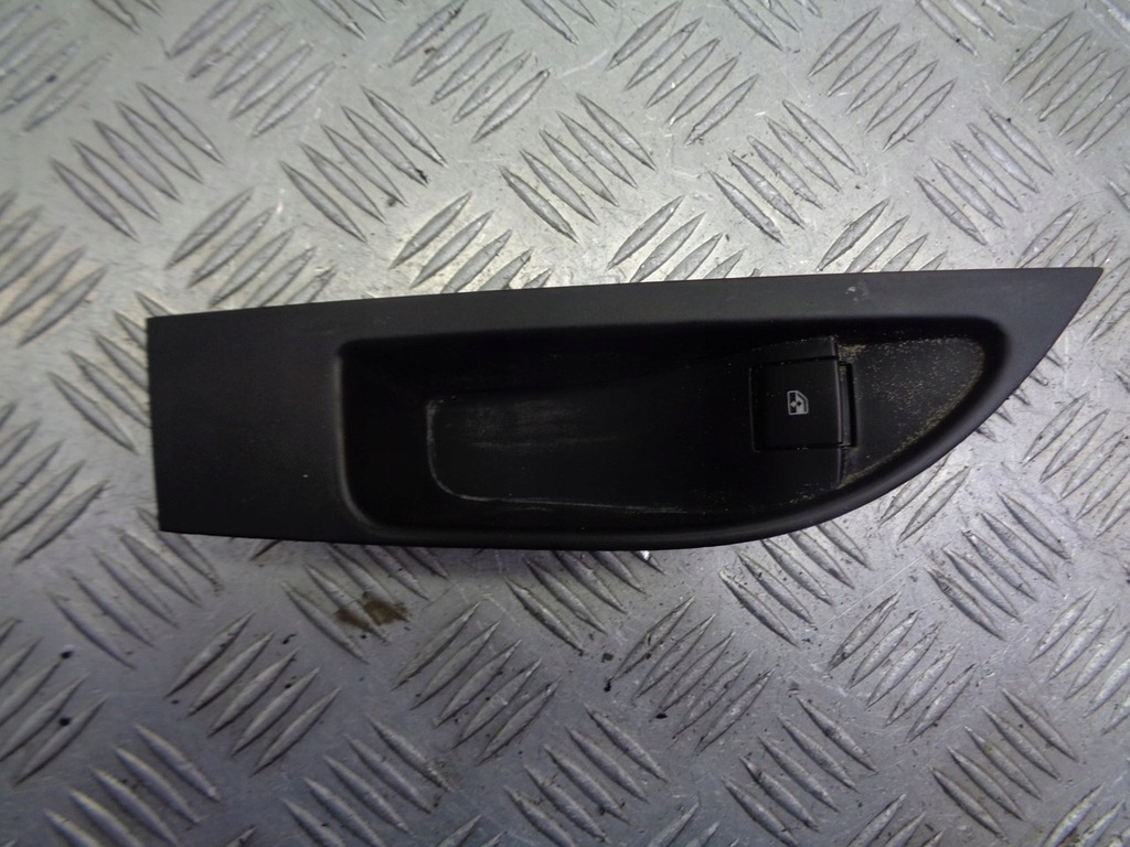 фото №1, Кнопка переключатель стекло левый задняя opel astra j