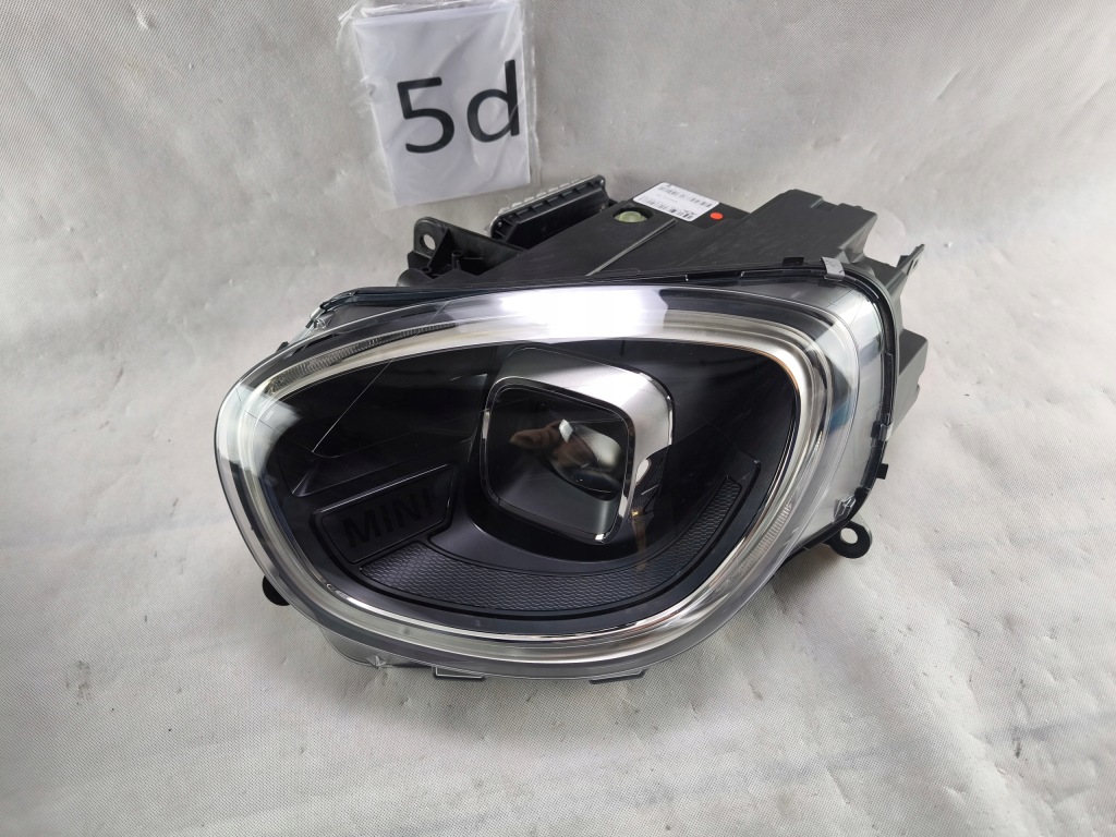 Mini countryman f60 рестайлинг  full led левый фара фара 5a1ec11 Недорого