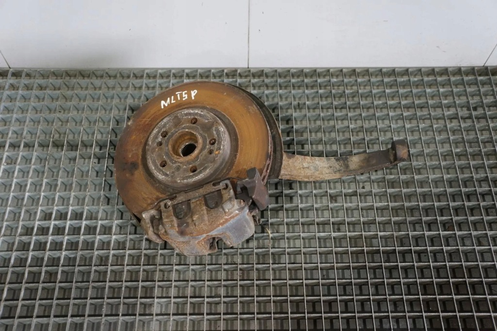 Купить Поворотный кулак ступица колеса правая перед передняя mercedes w164 ml 320 cdi