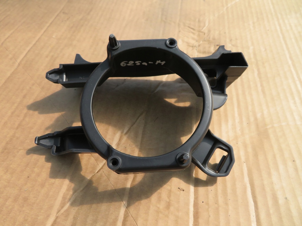 фото №9, Renault clio iv 4 12-16 рамки противотуманной фары p+l