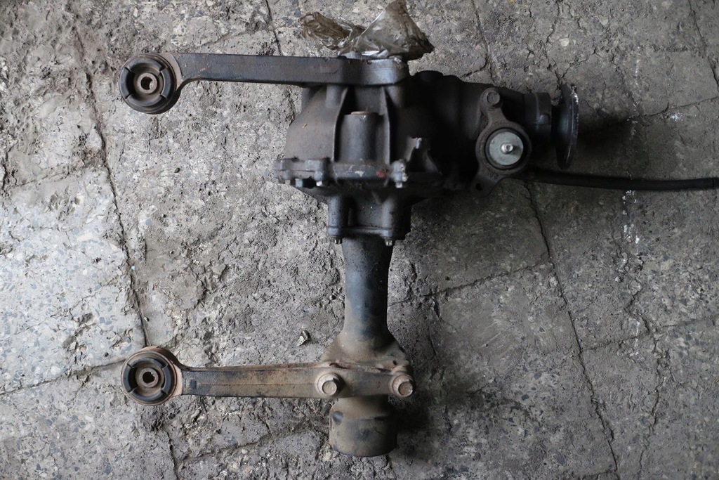 фото №1, Мост перед передний toyota hilux 3.0 d4d 2011-2013 lift