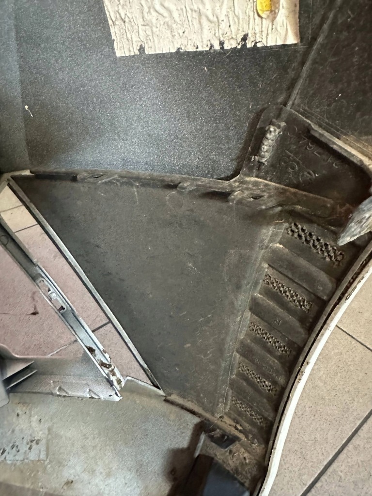 фото №6, Бампер передній skoda superb iii lift 3v0807221m