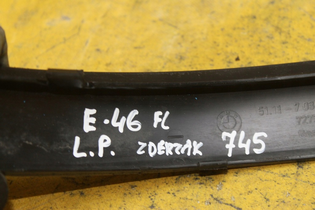 фото №11, Молдинг бампера левый перед 7030607 bmw e46 fl