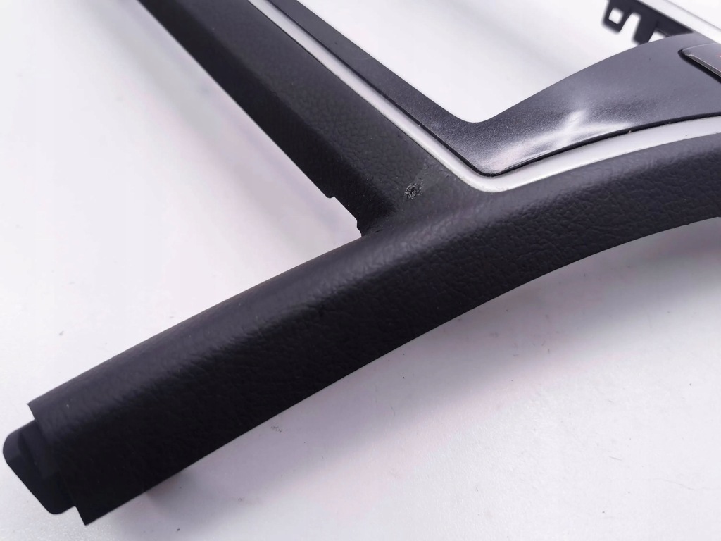 фото №6, Toyota auris e180 2015 консоль середня / радіо / gps