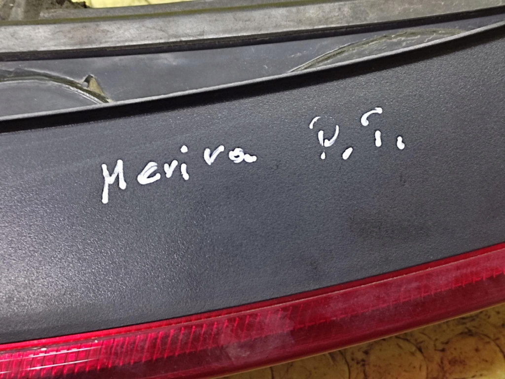 Купить Opel meriva a фара правый  задняя