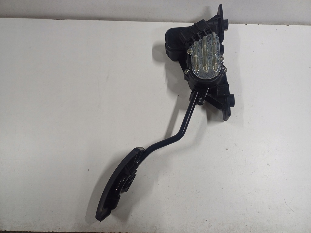 фото №1, Педаль газа потенциометр mitsubishi l200 2.5did