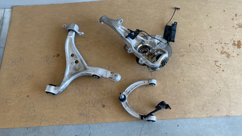 фото №1, Підвіска перед ліва поворотний кулак mercedes gl gle w166 gls x166