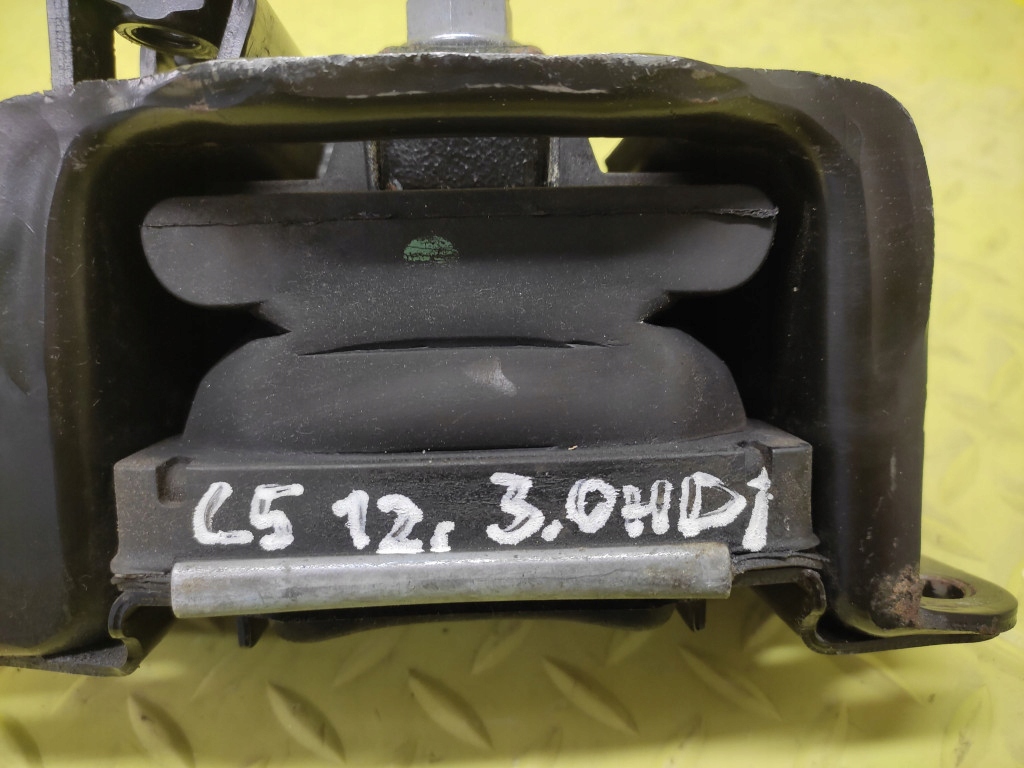 фото №8, Citroen c5 iii 3.0 hdi подушка двигуна 9646135380