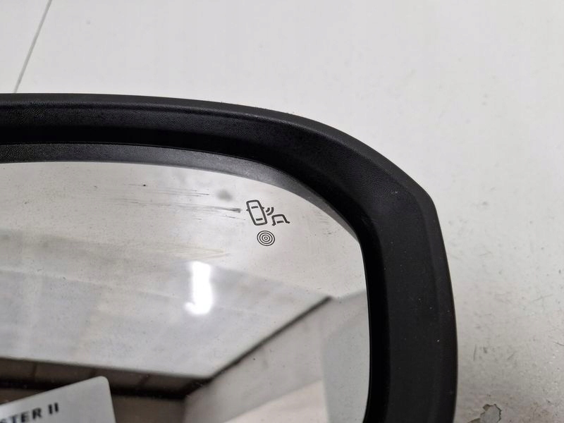 Dacia duster 2 2 дзеркало дверей праве  камера асистент 4+11 15 pin Оригінал