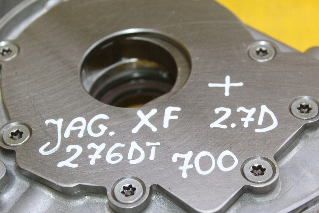 фото №7, Насос масла jaguar xf xj x250 4r8q-6600-ae 276dt 2.7 d