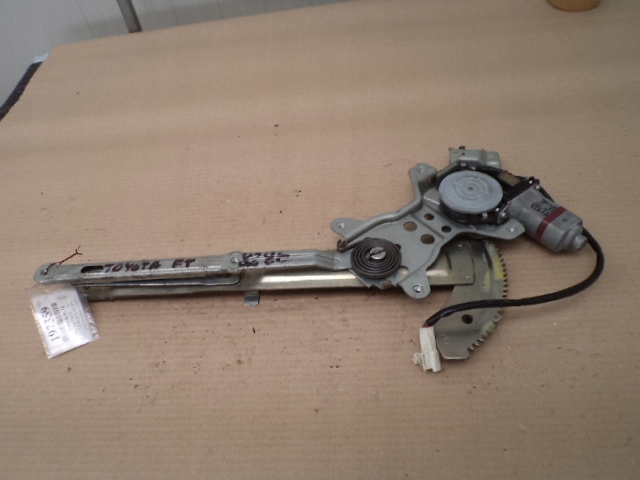 фото №1, Toyota previa ii підйомник скло правий задня 2контакти