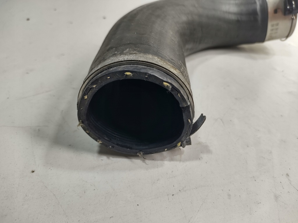 фото №4, Volvo v40 14r - шланг труба інтеркулер 31370044