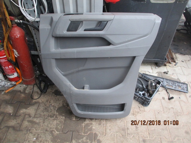 фото №1, Обивка правая дверь vw crafter ii 7c0 18-21rok