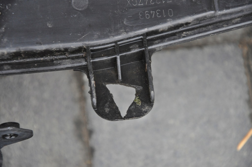 фото №8, Renault laguna iii pas передний усилитель