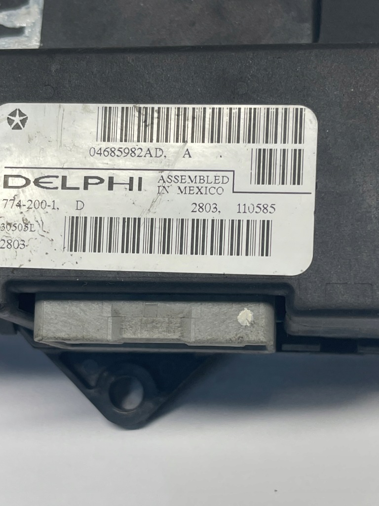 фото №2, Управление стекло r chrysler pacifica 2005