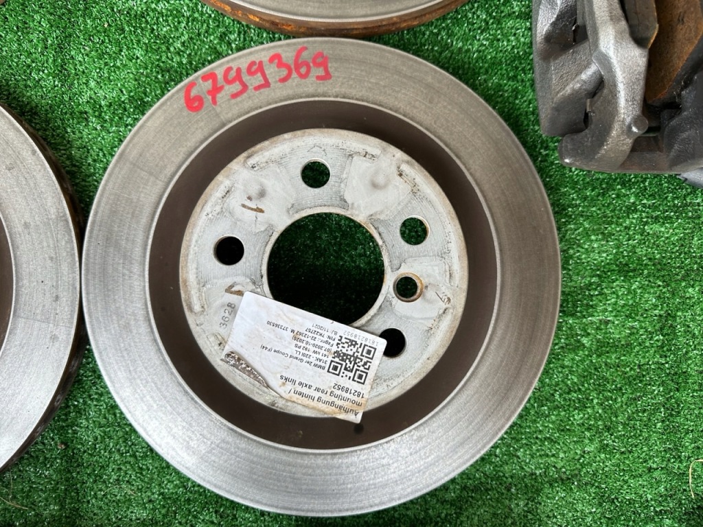 фото №8, Тормозные диски суппорты тормозные колодки bmw f44 seria 2 6tyś km