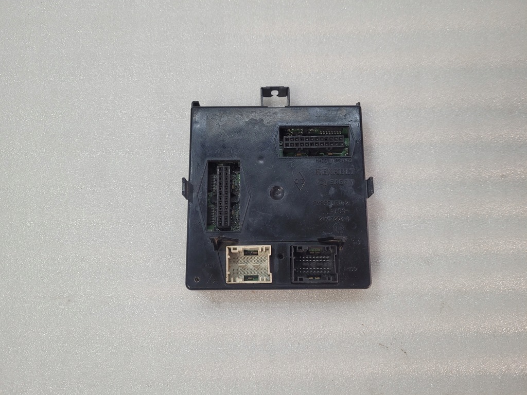 фото №1, Renault laguna ii коробка модуль bsi 21653295-1