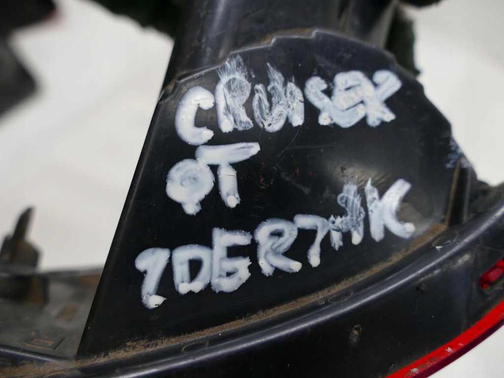 фото №10, Chrysler pt cruiser лампа w бампер правий задня