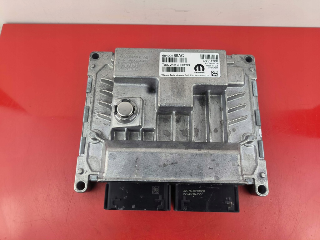 фото №1, Бортовий комп'ютер блок керування двигуна jeep compass 68402685ac