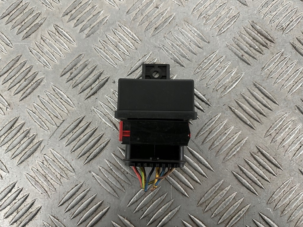 фото №1, Peugeot citroen модуль насоса пального bitron штекер 240107