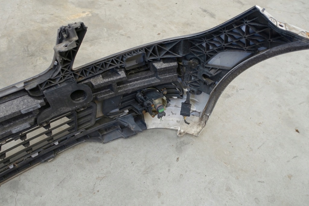 Купить Mercedes w204 бампер перед передний pdc 07-10r 792