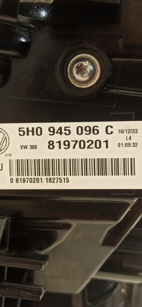 фото №8, Vw golf viii 8 hb лампа правий задня 5h0945096c