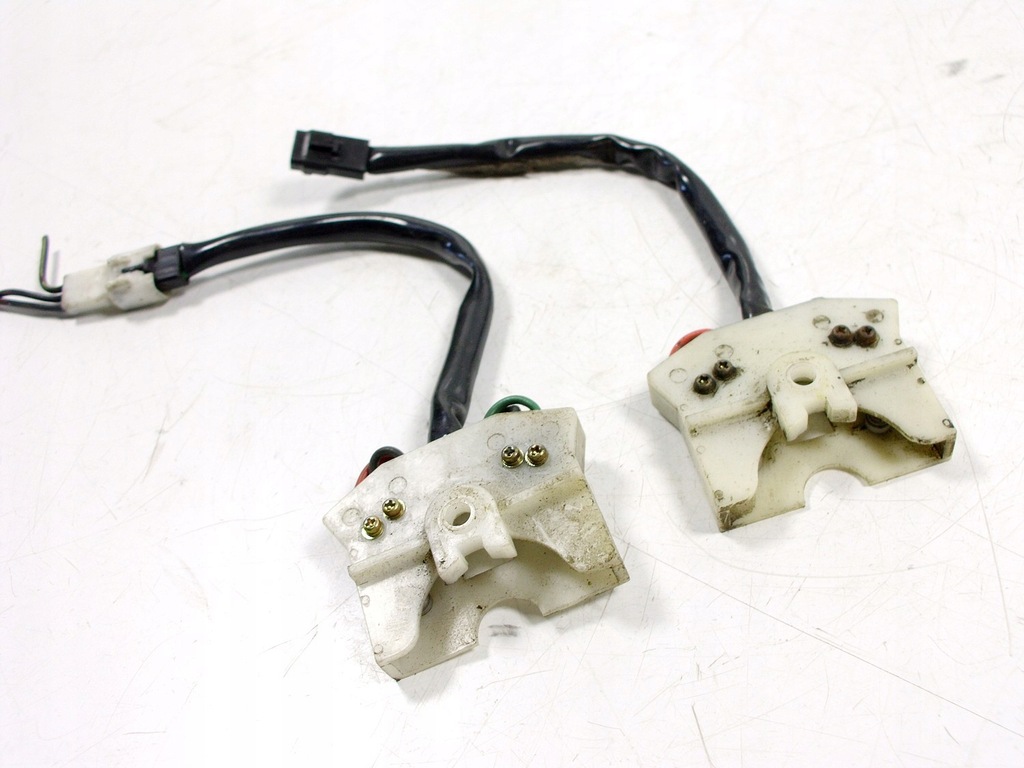 фото №1, Mitsubishi space runner i переключатель