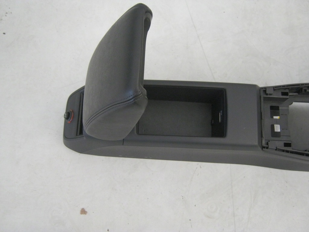 фото №13, Audi a3 8v coupe сидіння сидіння заднє сидіння спинка тунель