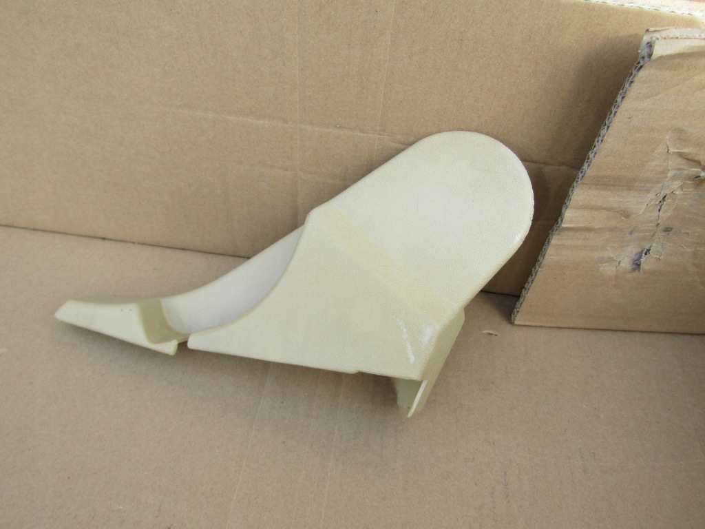 фото №1, 25 mercedes w124 защита пластик сиденье заглушка поперечина правый сиденье пассажира