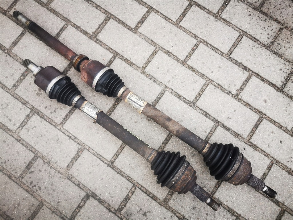 Купить Peugeot c4 picasso 1.6 ehdi приводной вал правая 9675025780