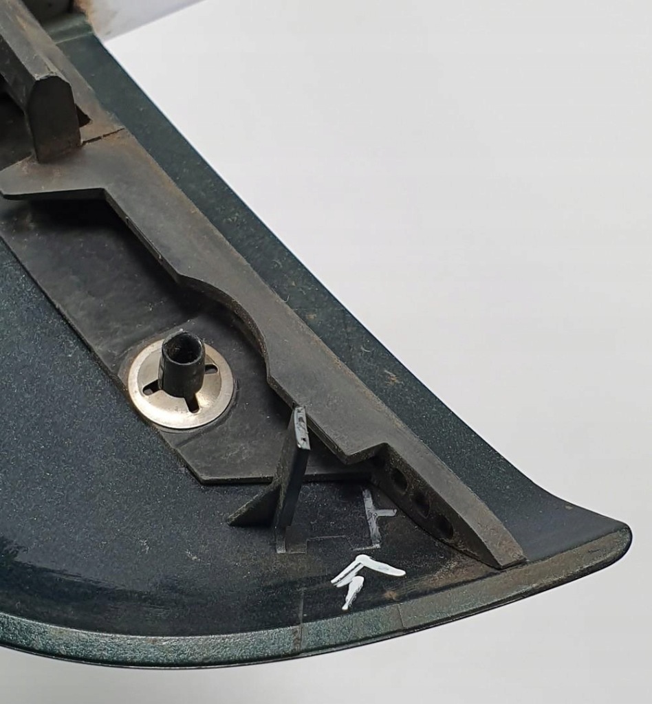 фото №8, Молдинг впуск крыла левый перед hac jaguar xf x250 8x23-280b11-ae