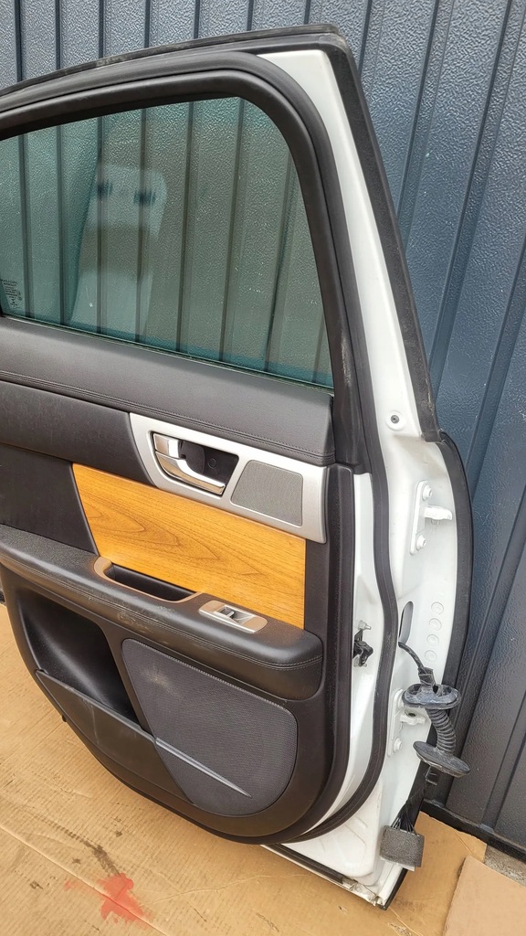 фото №11, Дверь левая задняя задние jaguar xf xf250