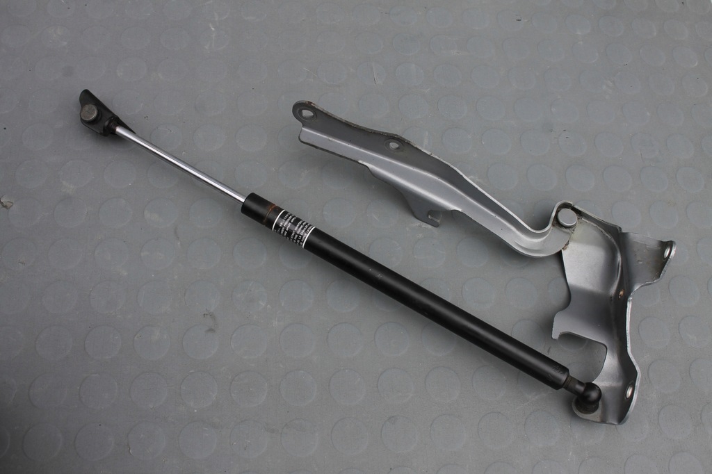 фото №1, Петля капот правий перед subaru forester iii 08-12