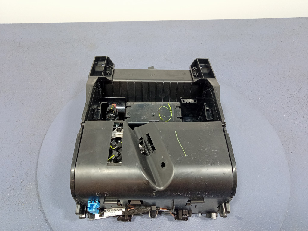 фото №11, Mercedes gls x166 gle w166 бардачок кронштейн na кружки