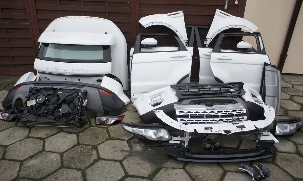 фото №4, Range rover evoque l538 выхлоп i накладка динамический nowa