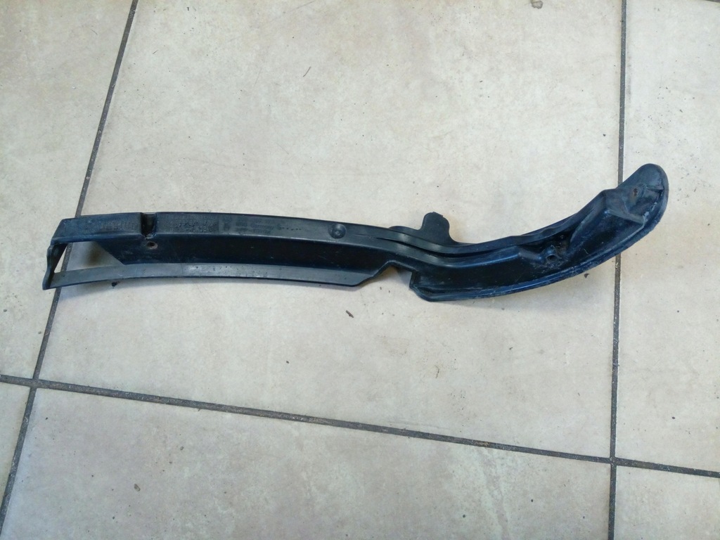 фото №1, Напрямна бампера vw passat b6 перед oryg.