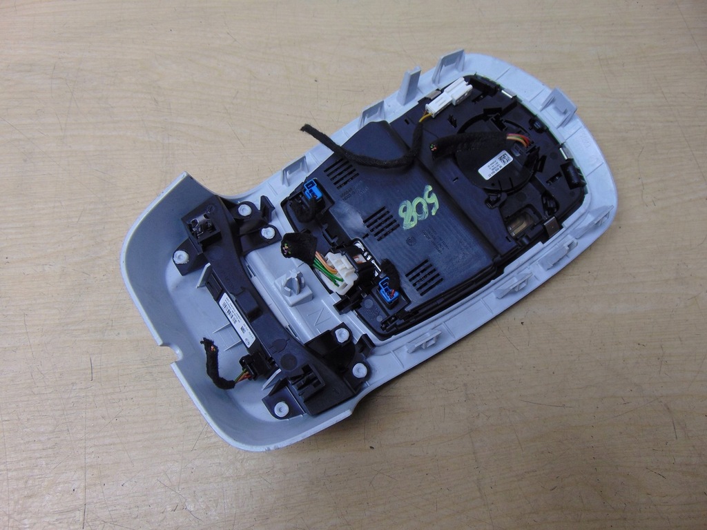 фото №7, Лампа освещение салона кабины peugeot 508